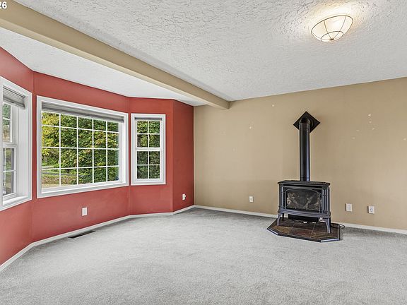 3rd image of 32215 NW Eagle Crest Dr