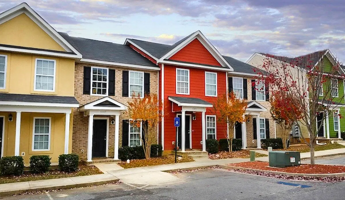 2 bed, 2.5 bath, 1152 sqft, $1,395 — Photo 1