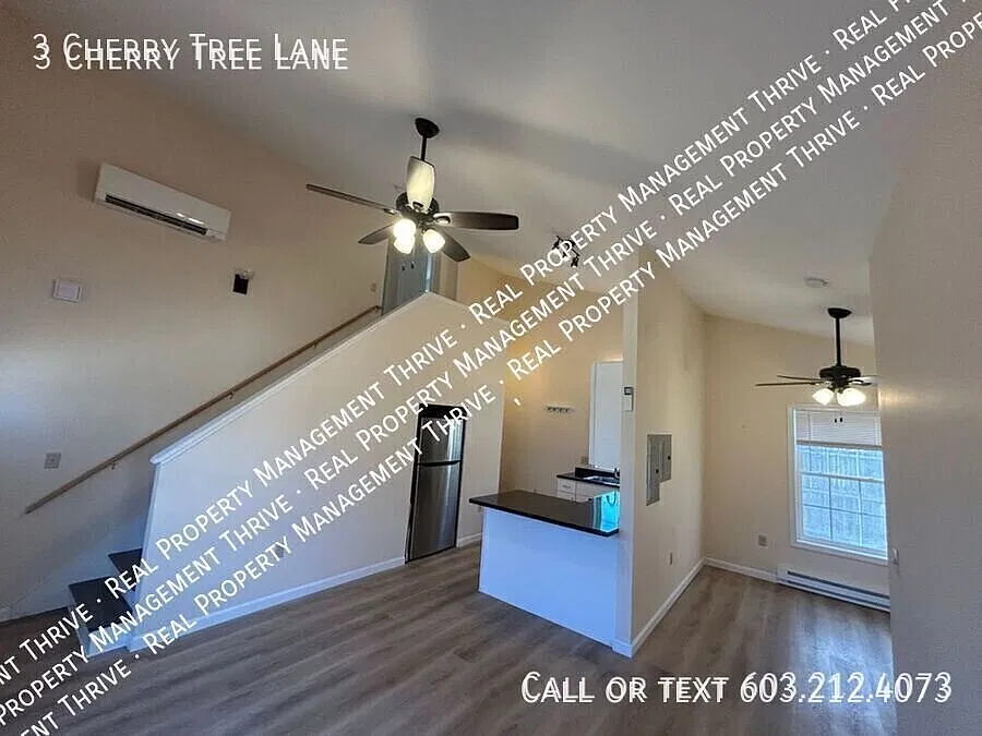Open Floor Living In This Two Level Townhome - Deposit Free Option Through Obligo — Photo 2
