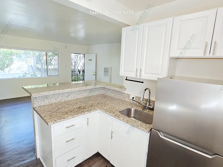 5469 Alvern Cir #1/2 — Photo 11