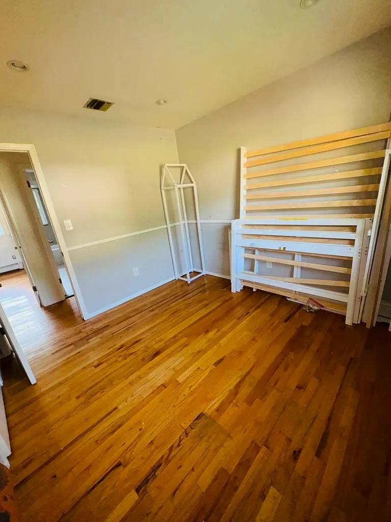 4 bed, $3,350 — Photo 1