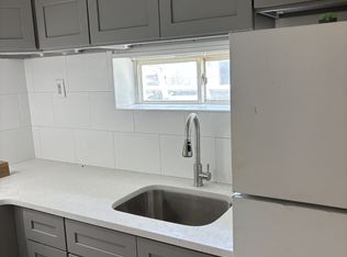 5809 Wakefield St, Philadelphia, PA 19144