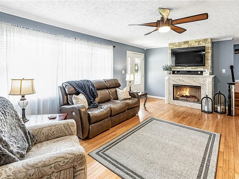 956 Pine Valley Rd — Photo 33