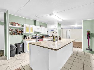 2236 Old Jolly Bay Rd, Freeport, FL 32439