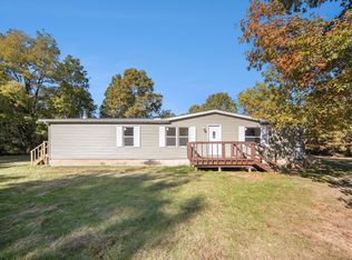 6270 Moreland Rd, Jonesville, MI 49250
