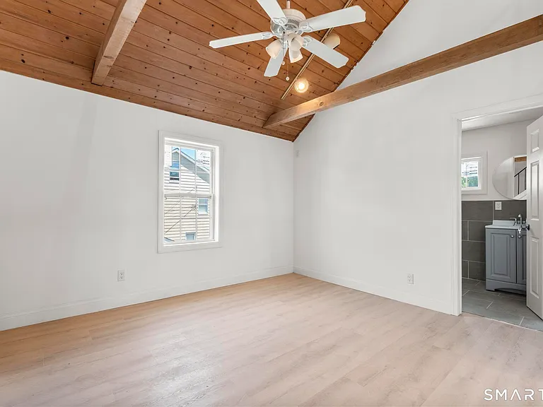 64 Soundview Ave #3 — Photo 5