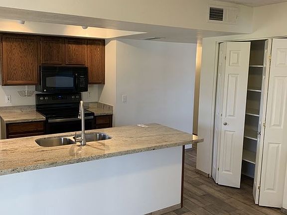 3rd image of 3428 E Dragoon Ave