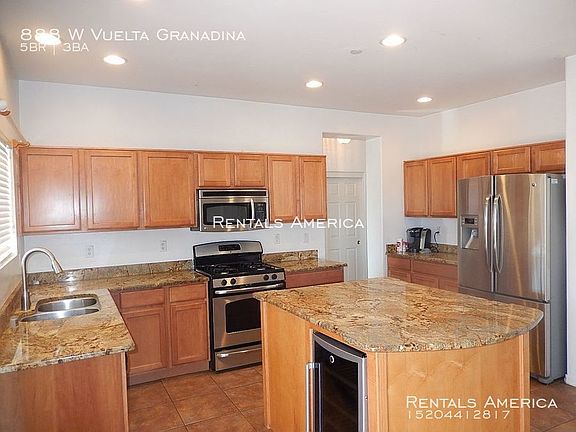 3rd image of 888 W Vuelta Granadina