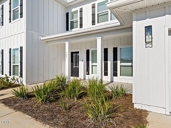 3rd image of 126 Tierra Verde Way