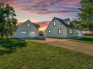 6433 SE 2nd St, Tecumseh, KS 66542