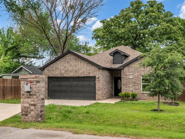 2315 W Bond St, Denison, TX 75020