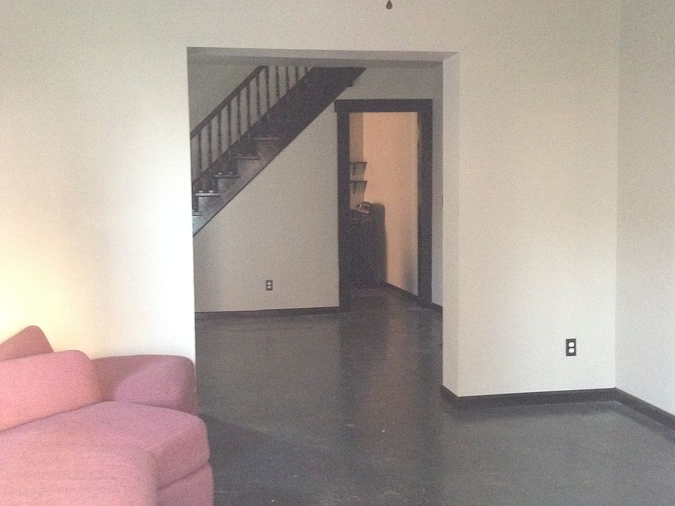 1st image of 21 Livingston Ave