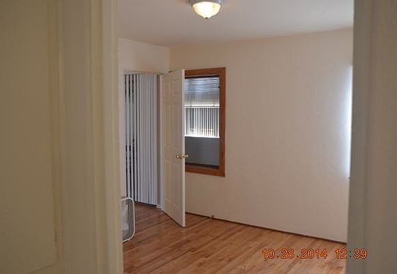 3rd image of 5319 Redwood St