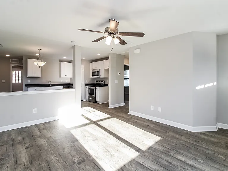 209 Partee St — Photo 2