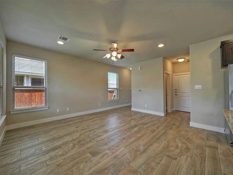 508 High Tech Dr #B — Photo 10