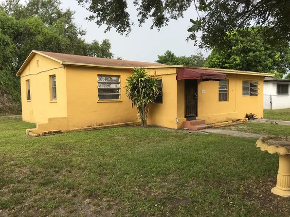 1864 NW 88th Ter, Miami, FL 33147
