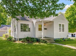 319 W Bond St, Monticello, IL 61856