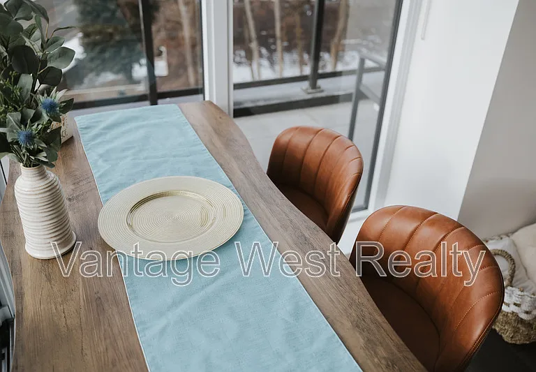 3389 Lakeshore Rd #516 — Photo 15