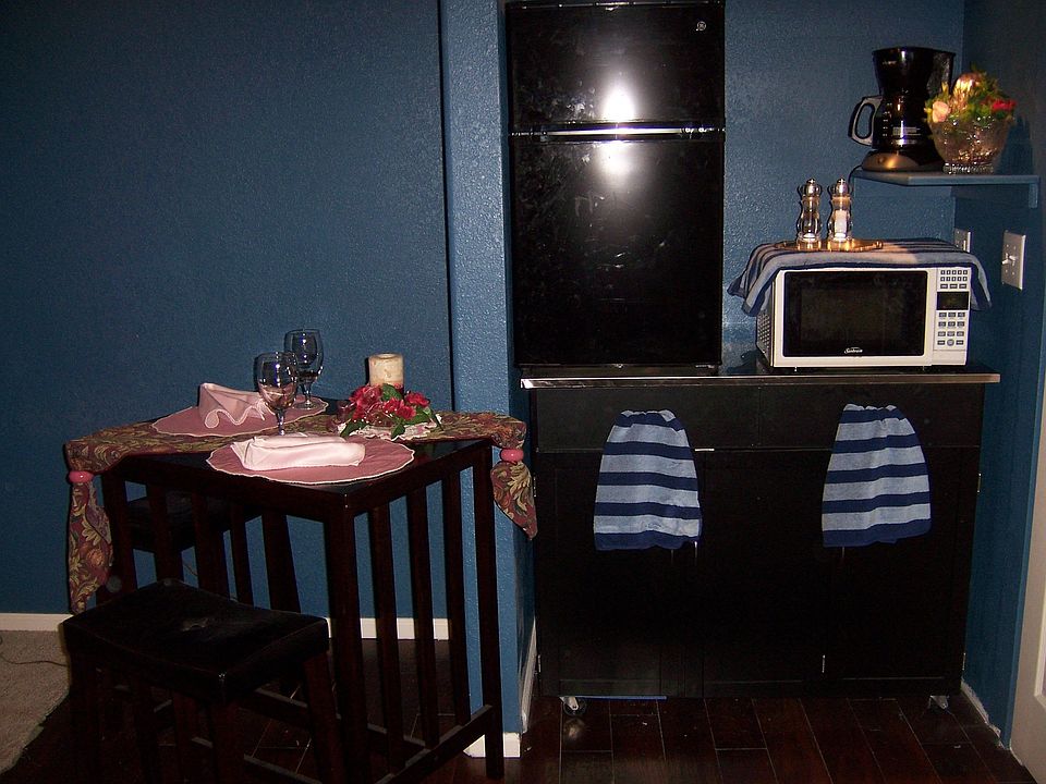2nd image of 8750 Allison Dr APT A