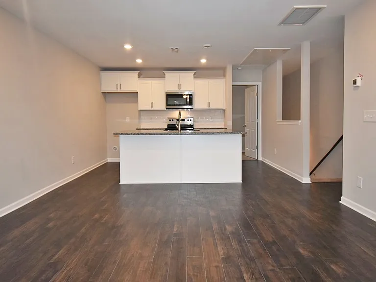 2032 Middle Tennessee Blvd — Photo 4