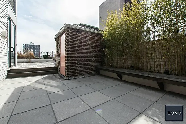 Rented by Bond New York | media 19