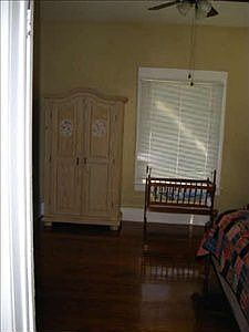 5th image of 628 S Glasgow Dr