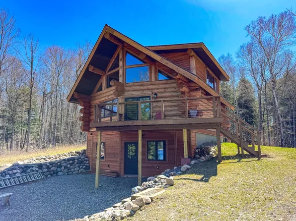 711 N Randall Lake Rd, Park Falls, WI 54552