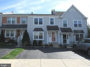 716 Sandalwood Ln, Jeffersonville, PA 19403