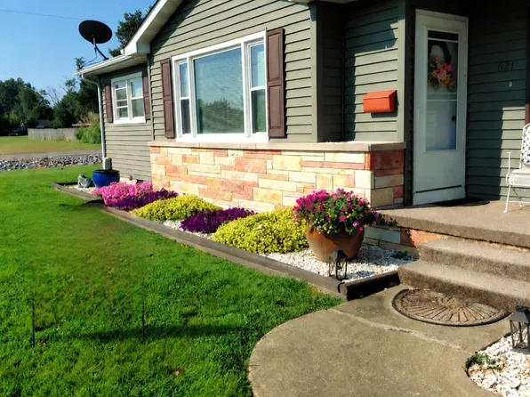 621 S Capitol St, Harrisburg, IL 62946