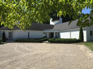 66 Midwood Rd, Greenwich, CT 06830