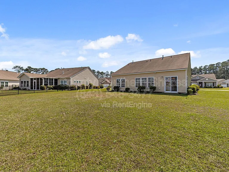 877 Devon Estate Ave — Photo 35