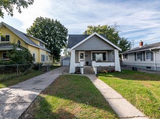 60 34th St SW, Wyoming, MI 49548