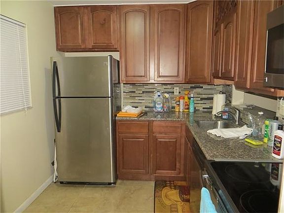 4th image of 8065 SW 107th Ave APT 209