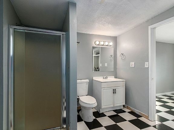 5th image of 2806 W Luke Ave