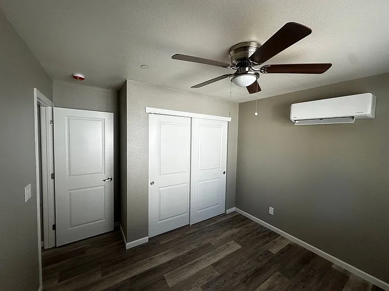 2110 Iroquois Ave — Photo 8