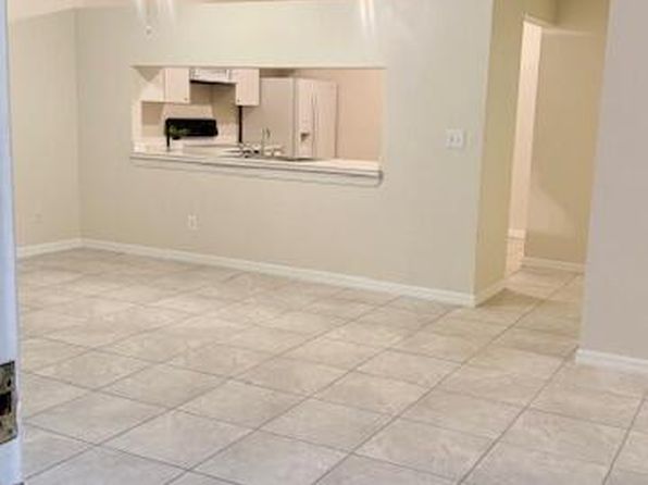 2836 Stoneway Ln APT C