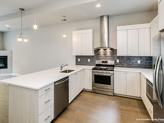 3rd image of 4136 E 35th Ave