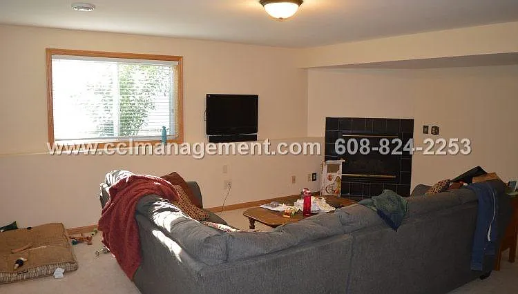 6226 Adobe Way — Photo 10