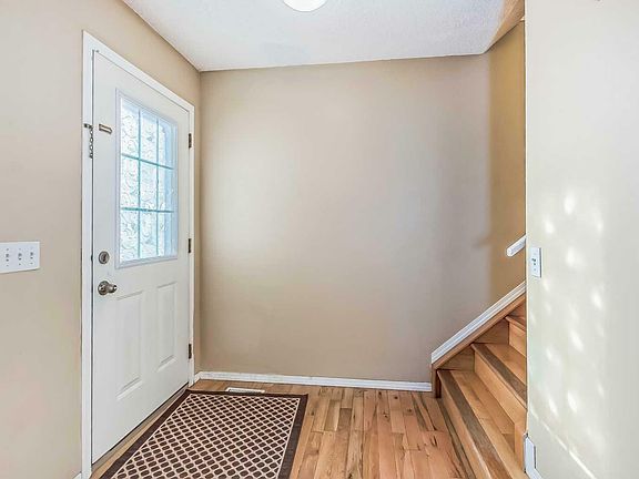 4th image of 334 Covewood Cir NE