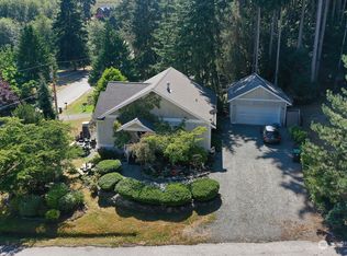 4370 Walden Loop, Greenbank, WA