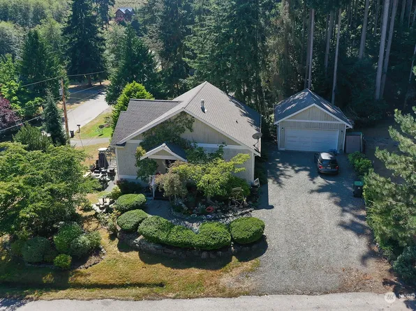 4370 Walden Loop, Greenbank, WA 98253