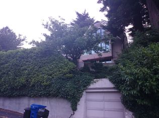 823 W Garfield St, Seattle, WA 98119