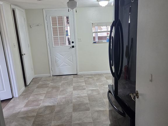 5th image of 12020 Murray Ave