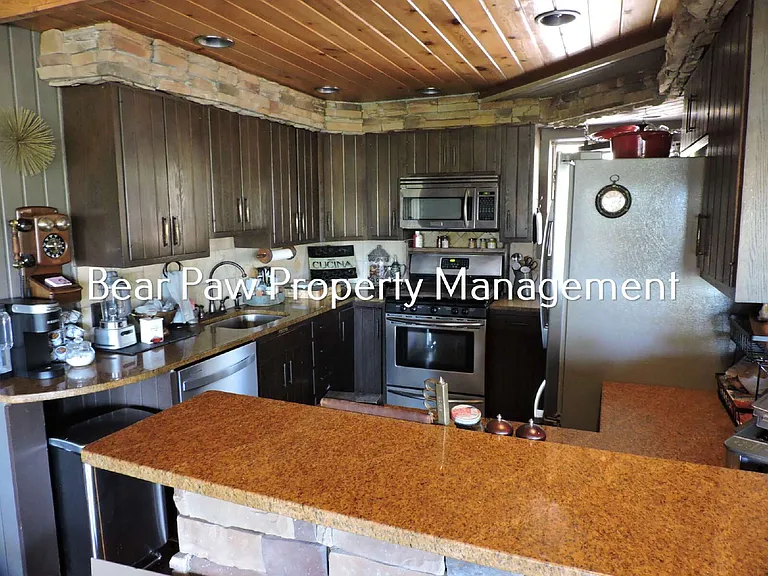 267 N Circle Dr — Photo 3