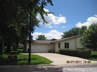 605 11th Ave NW, Waseca, MN 56093