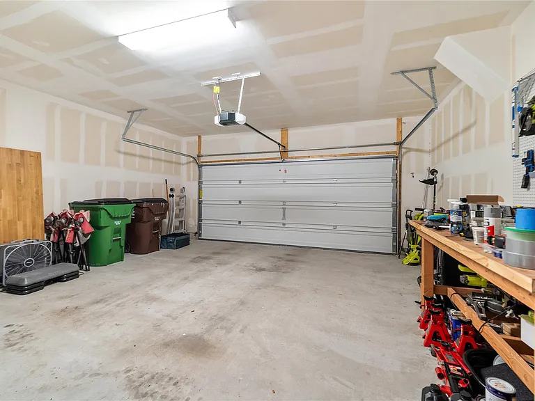 13921 Abraham Lincoln St — Photo 18