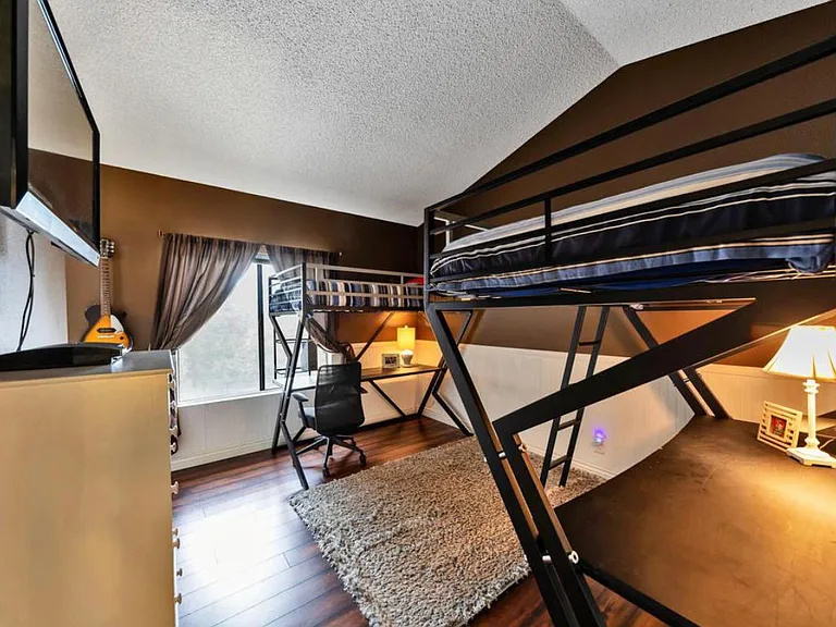 5609 E Greenway Cir — Photo 11