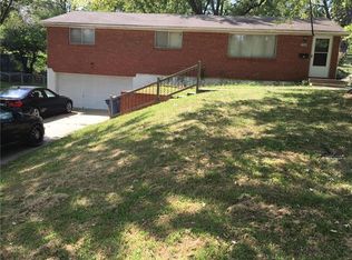 624 N Grover St, Liberty, MO 64068