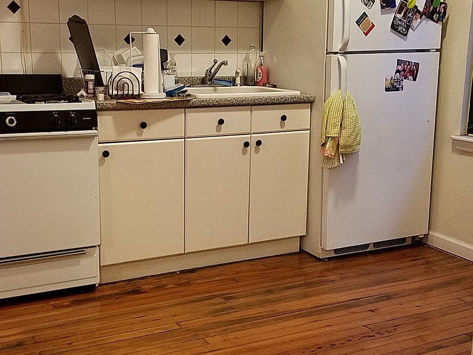 1st image of 2328 28th St