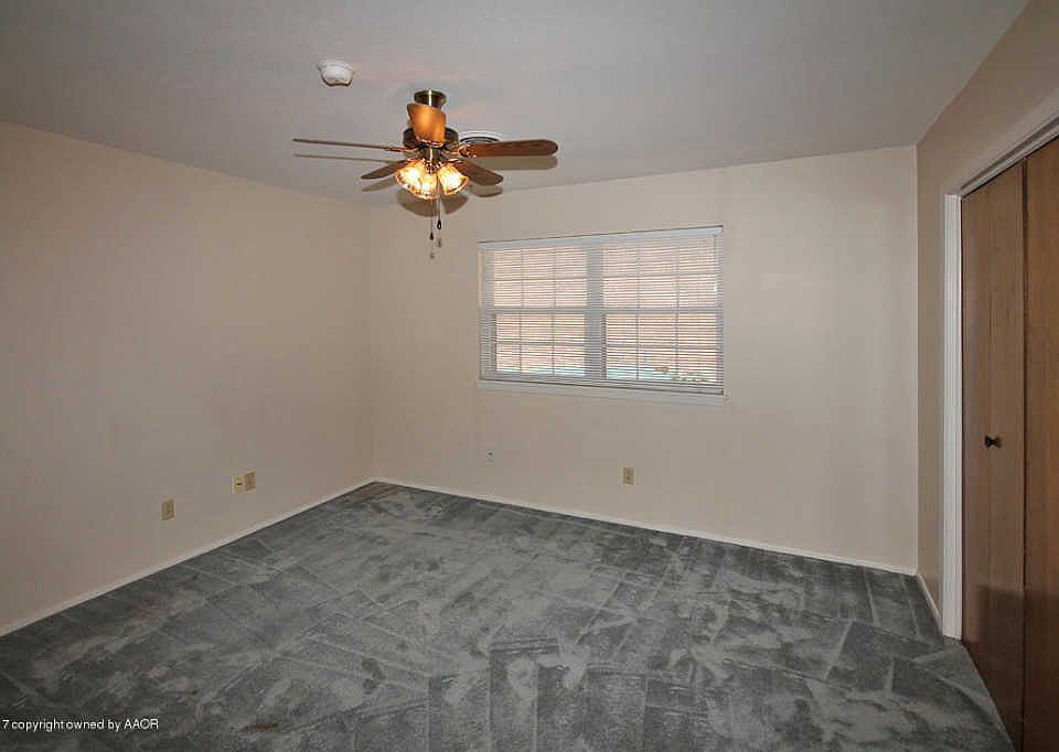 1st image of 1009 Melody Ln